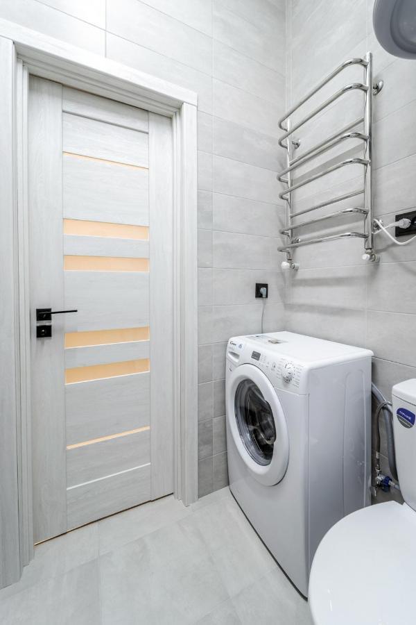 Modern Apartment In The Old City Lviv Luaran gambar